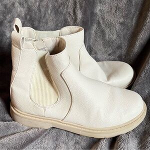 Cat & Jack Kids White Boots